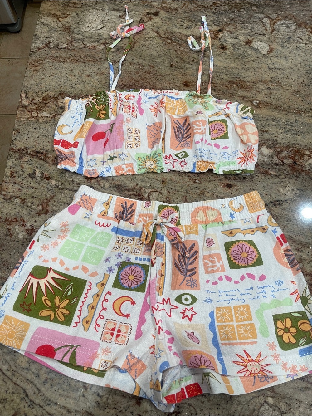 Women’s Multicolor Printed Shorts Set - Crop Top & Drawstring Shorts S:M